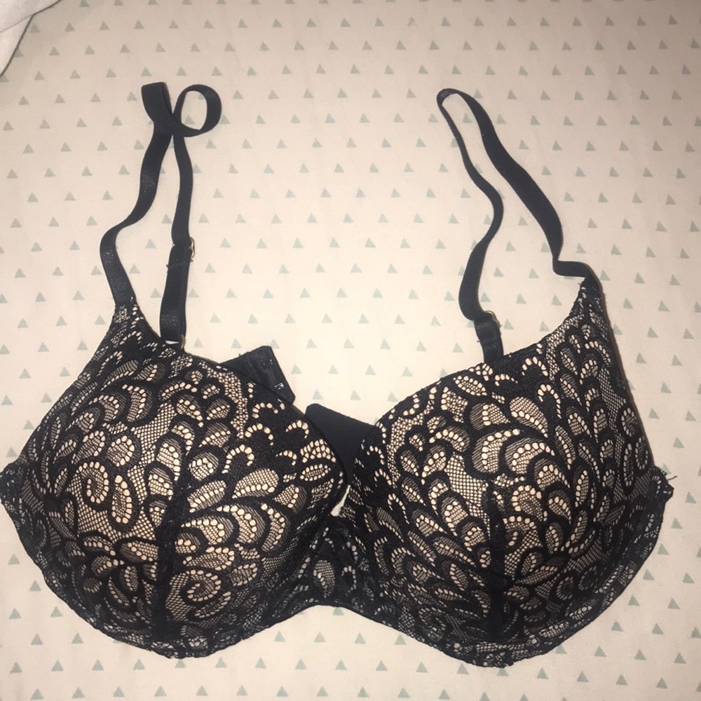 Sexy lace bra. Never worn!